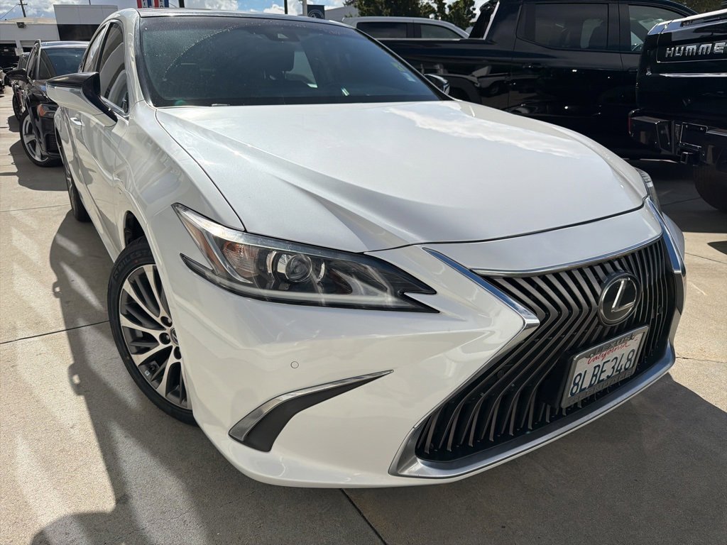 2019 Lexus ES 350 photo 2