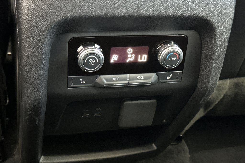 2025 GMC Acadia Denali - Photo 13