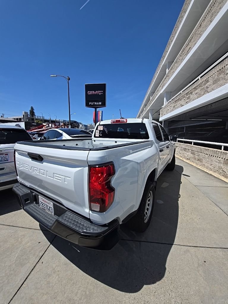 2023 Chevrolet Colorado WT photo 4