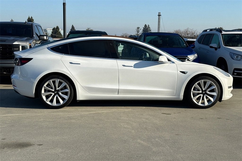 Used 2019 Tesla Model 3 Mid Range with VIN 5YJ3E1EAXKF191064 for sale in Burlingame, CA