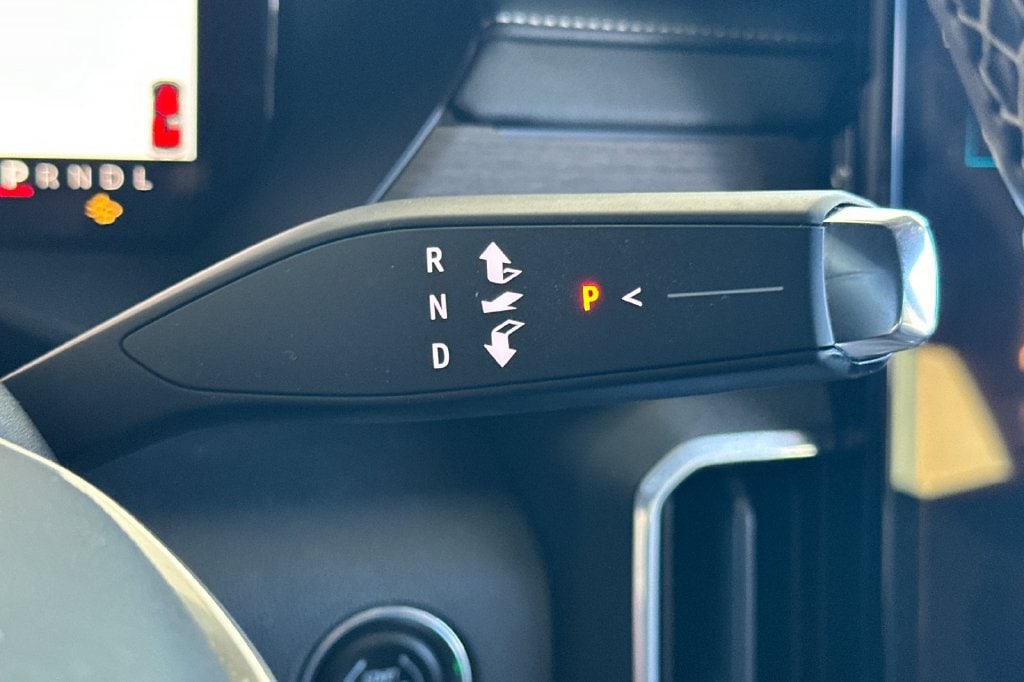 2025 GMC Acadia Denali - Photo 28