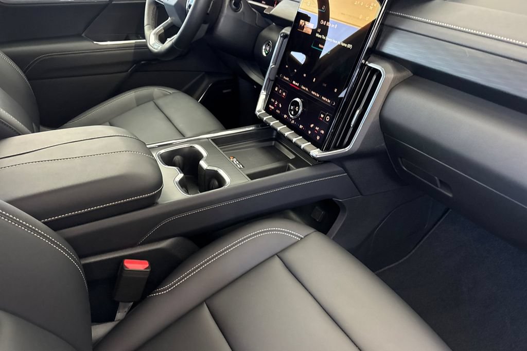 2025 GMC Acadia Elevation - Photo 19