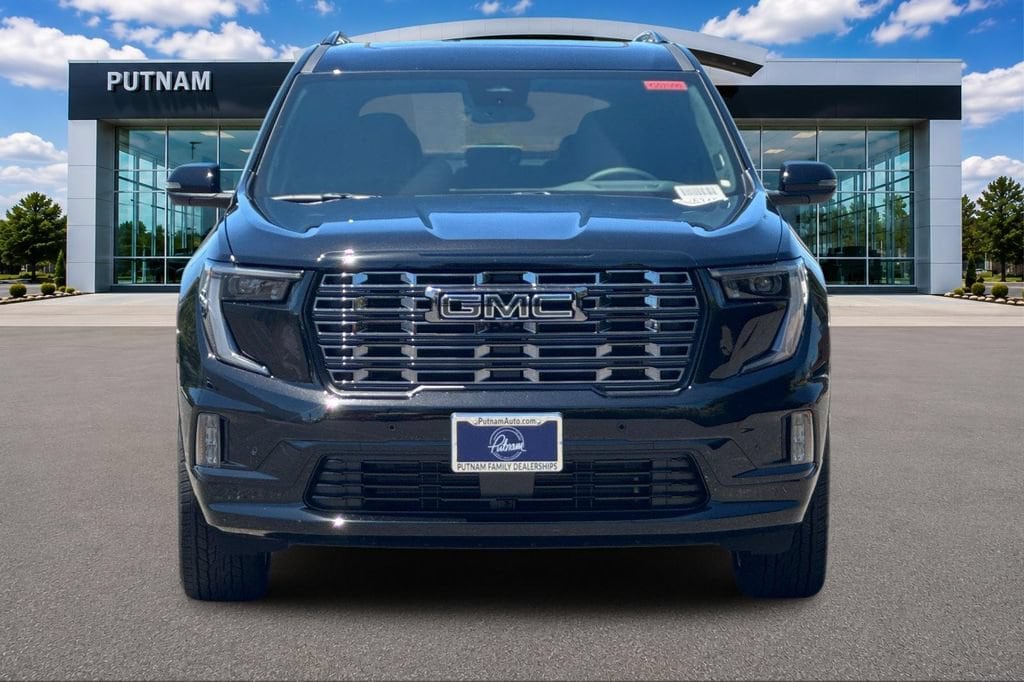 2026 GMC Acadia Denali Ultimate - Photo 8