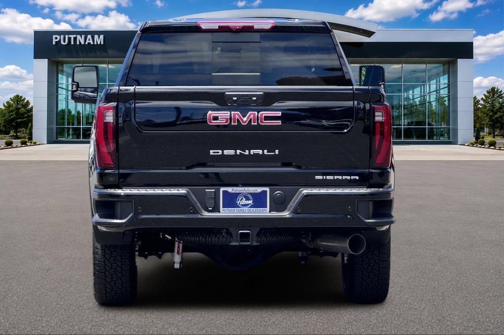 2026 GMC Sierra 2500HD Denali - Photo 4