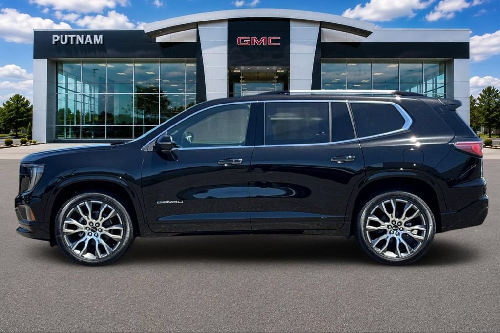 2026 GMC Acadia Denali Ultimate - Photo 6