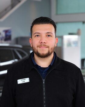 Staff member LUIS VARGAS from ID_023dd1c232f3