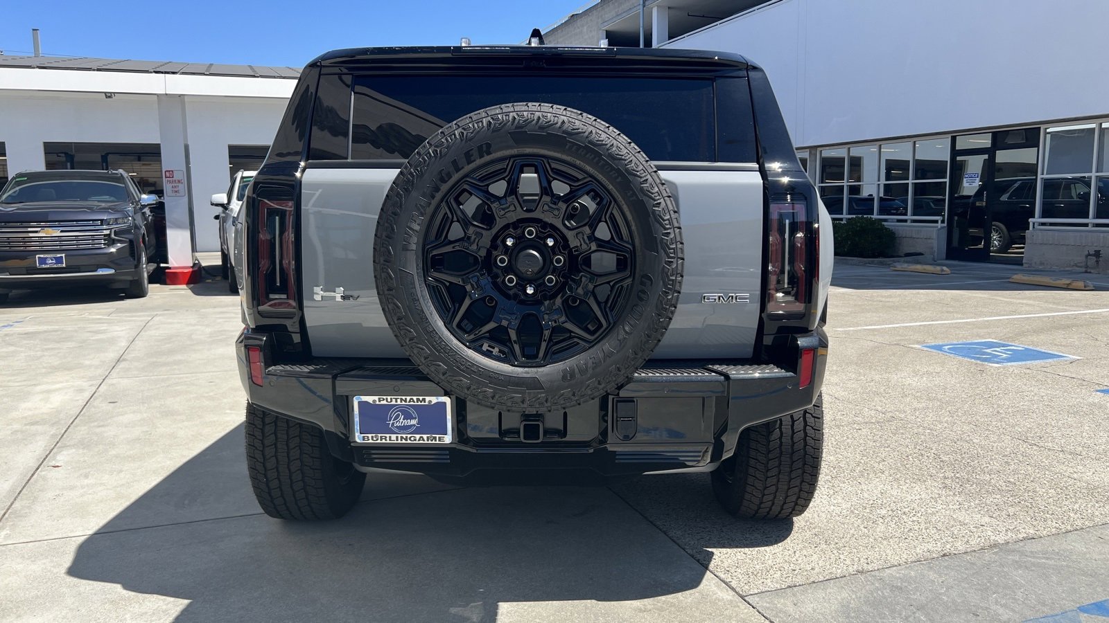 2024 Gmc Hummer EV SUV photo 4