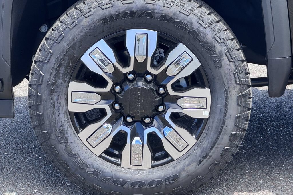2026 GMC Sierra 2500HD Denali - Photo 25