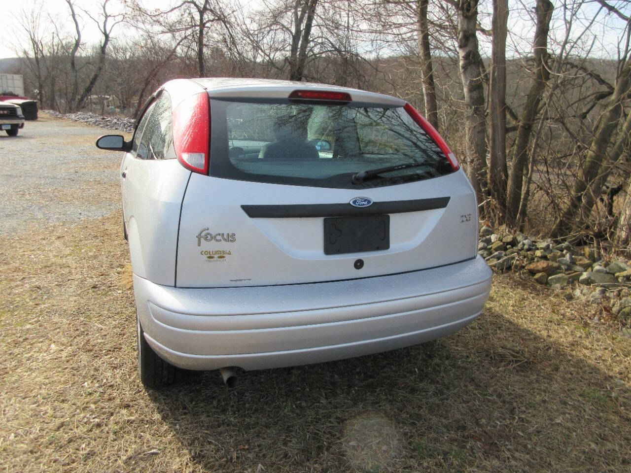 Used 2001 Ford Focus ZX3 with VIN 3FAFP31371R201367 for sale in Putnam, CT