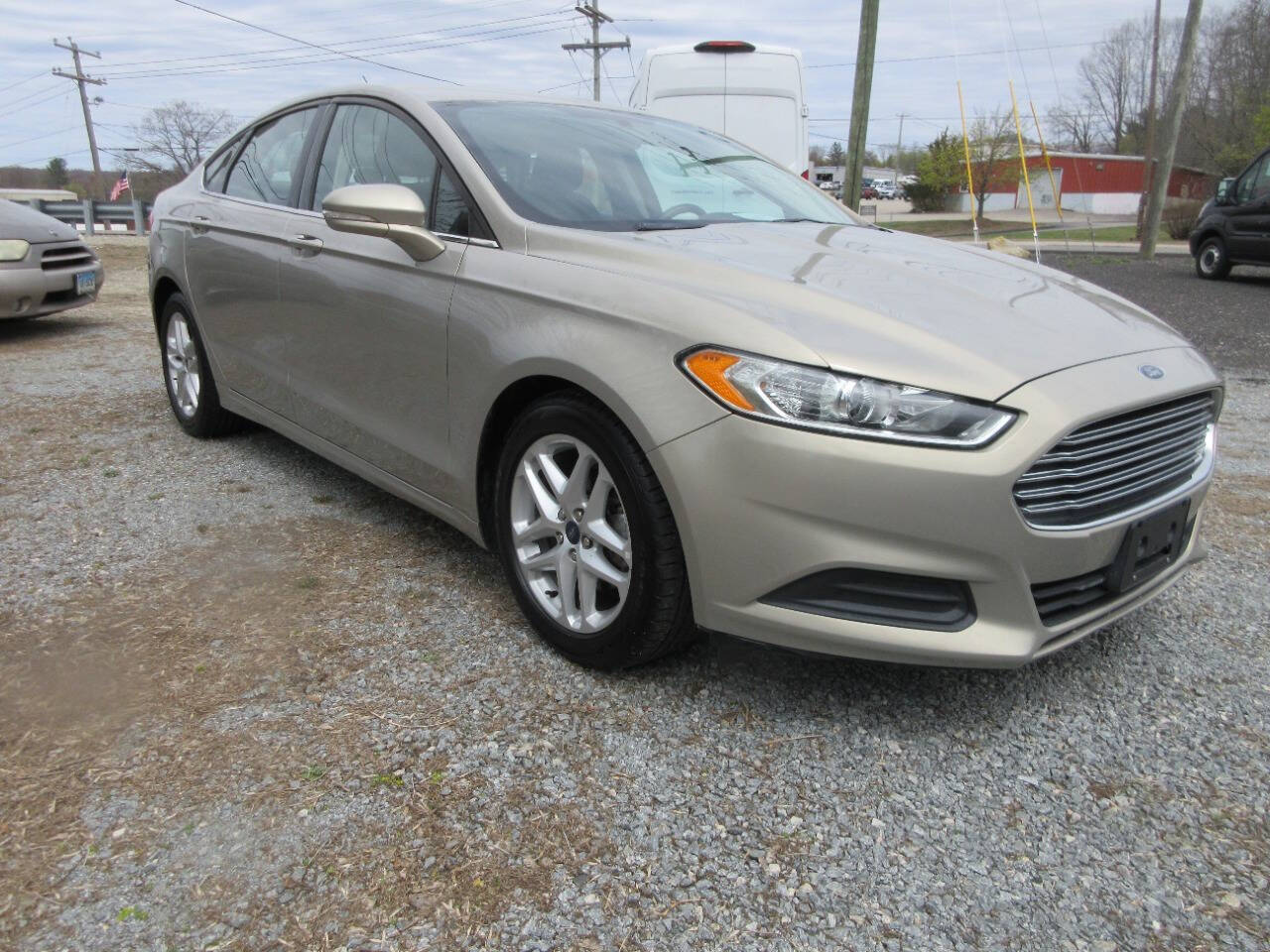 2016 Ford Fusion SE photo 3