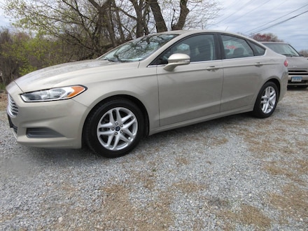 2016 Ford Fusion SE 4dr Sedan Sedan