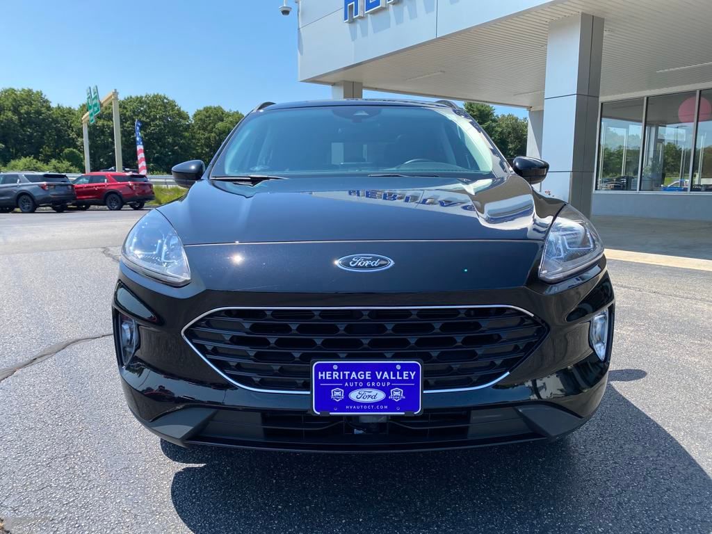 2022 Ford Escape SEL photo 2
