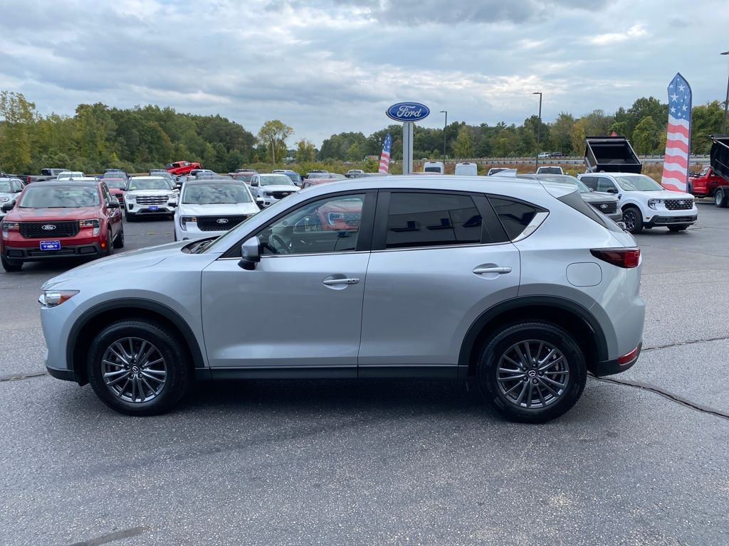 2021 Mazda CX-5 Touring photo 3