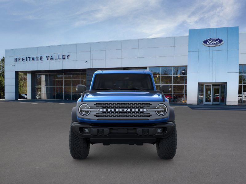 2025 Ford Bronco Badlands photo 2