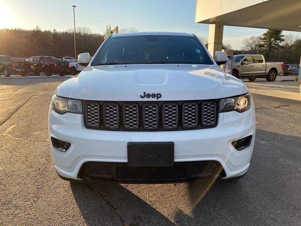 Certified 2018 Jeep Grand Cherokee Laredo 4x4 SUV