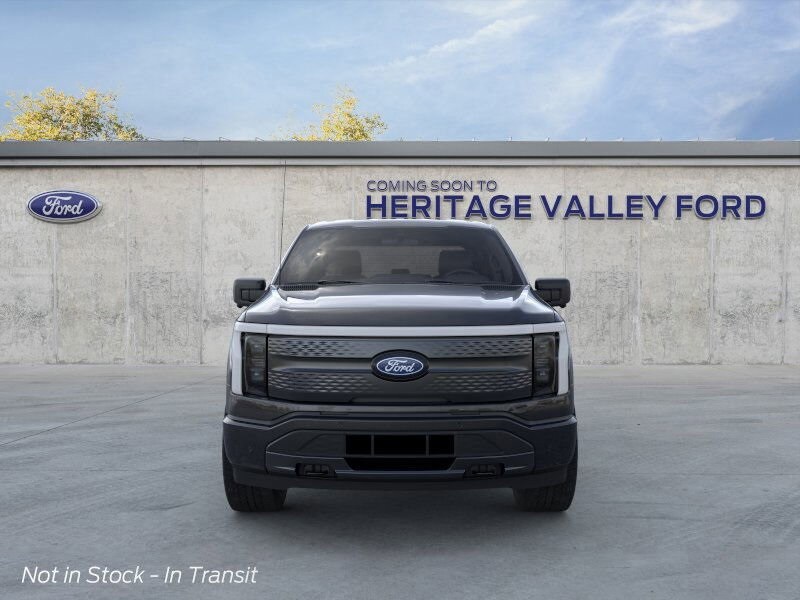 2025 Ford F-150 Lightning photo 2