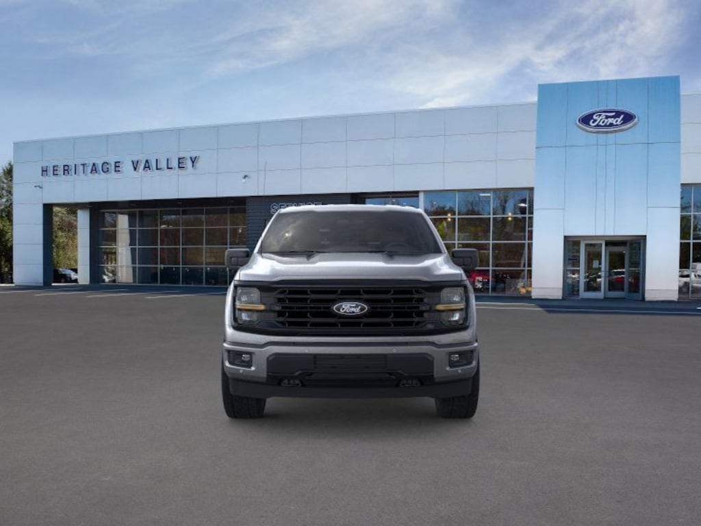 New 2025 Ford F-150 XLT Truck SuperCrew Cab