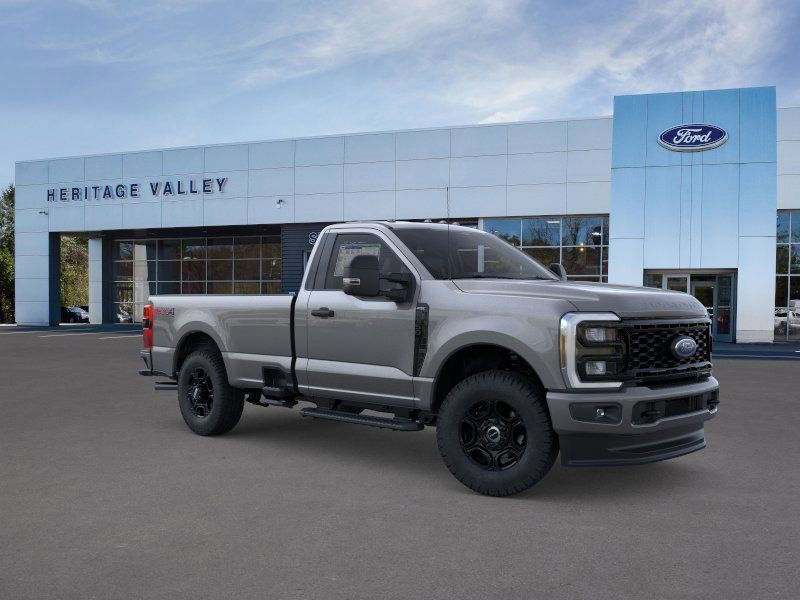 2026 Ford F-350 Super Duty XL's photo