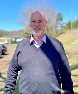 Staff member Rocky Rochefort from ID_19970b
