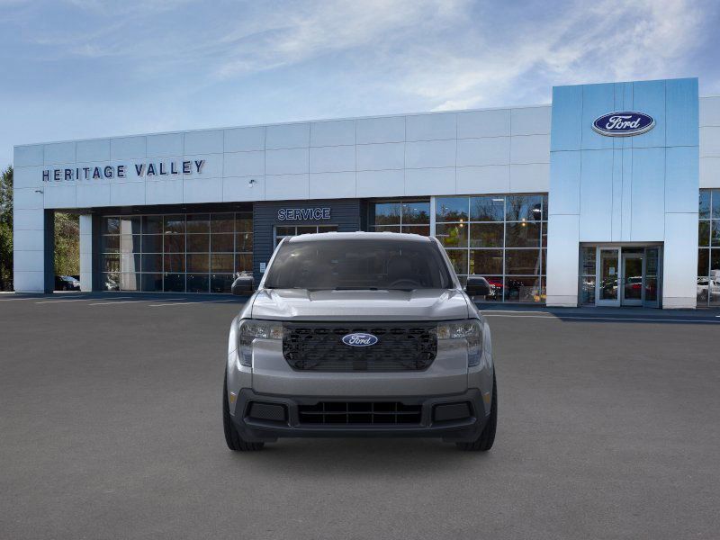 2025 Ford Maverick XLT photo 2