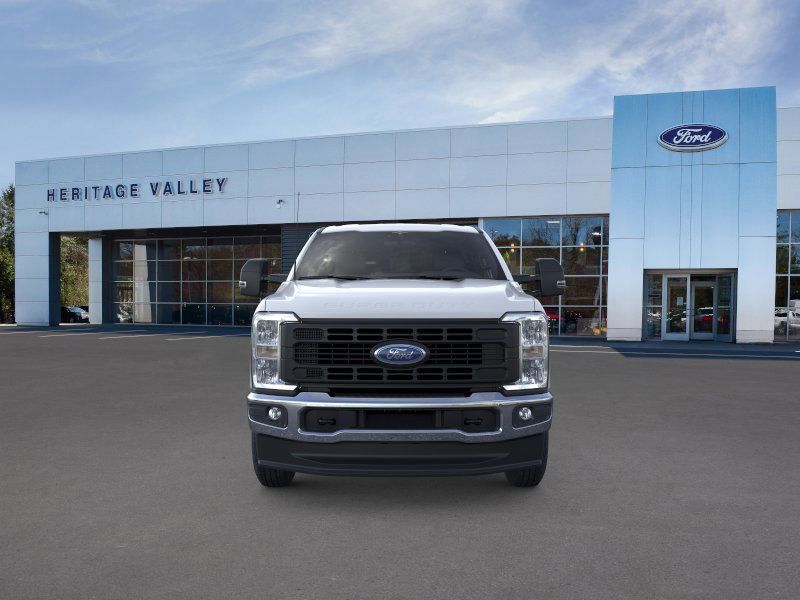 2026 Ford F-350 XL photo 2