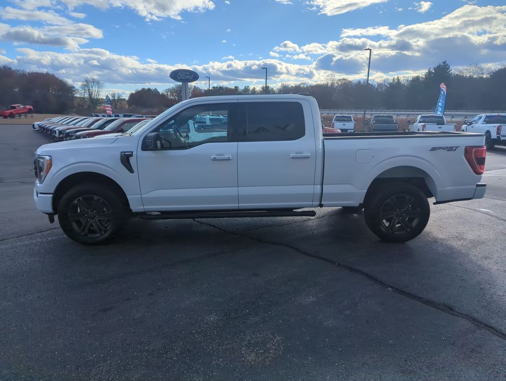 2022 Ford F-150 XLT photo 3