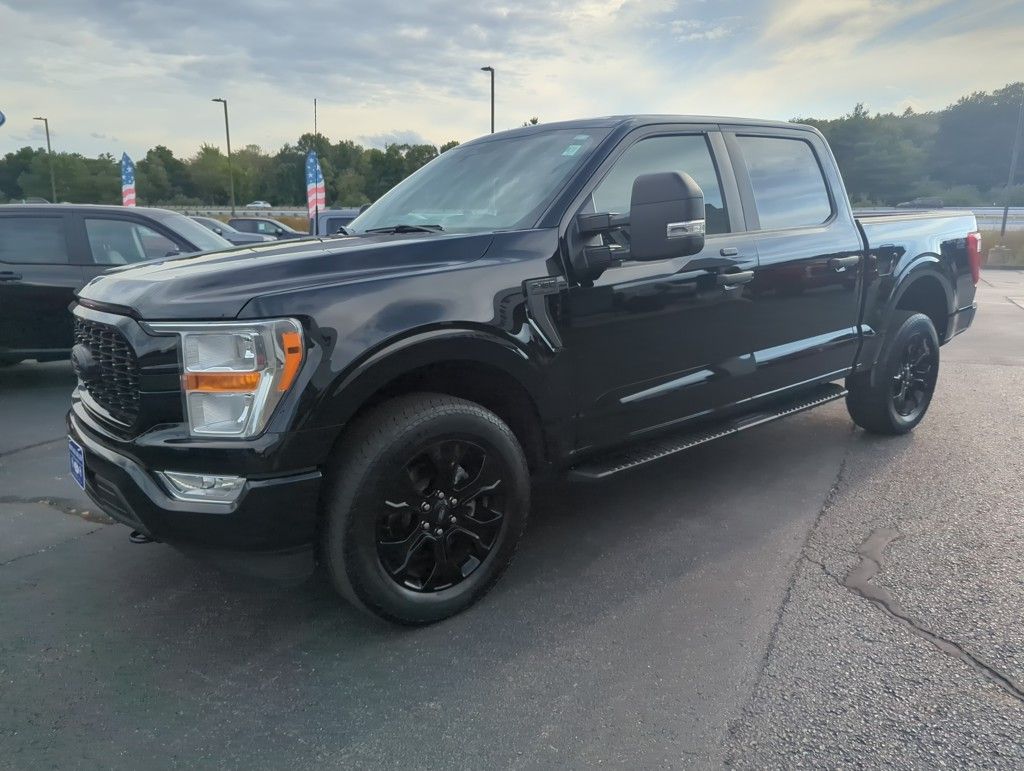2022 Ford F-150 XL photo 3