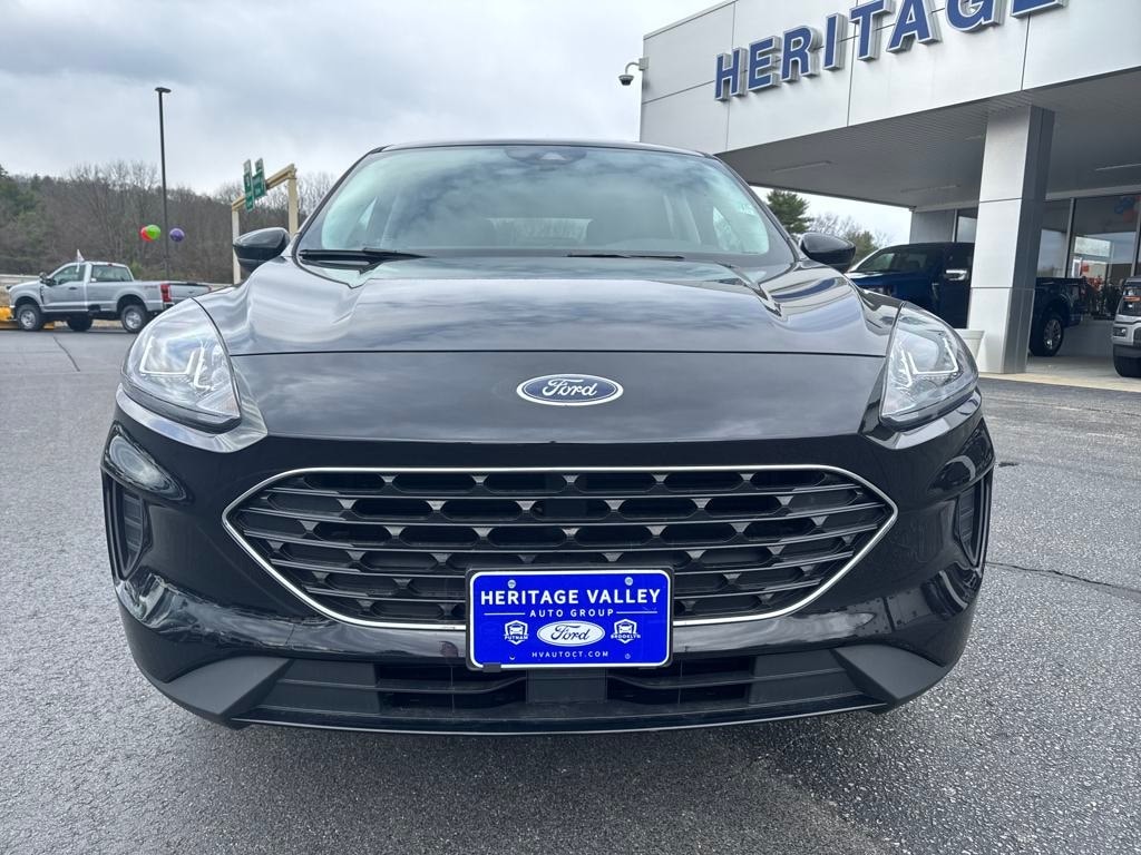 Used 2022 Ford Escape SE with VIN 1FMCU9G68NUA12876 for sale in Brooklyn, CT