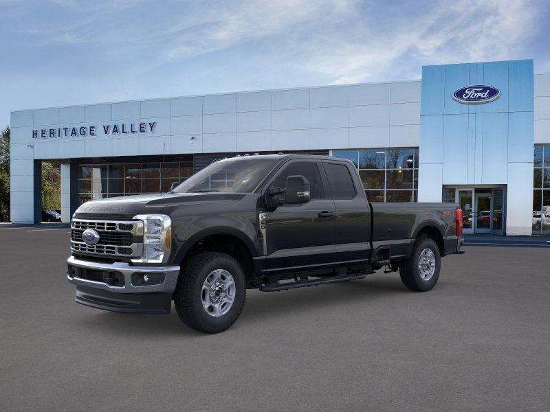 2026 Ford F-350 XLT photo 3