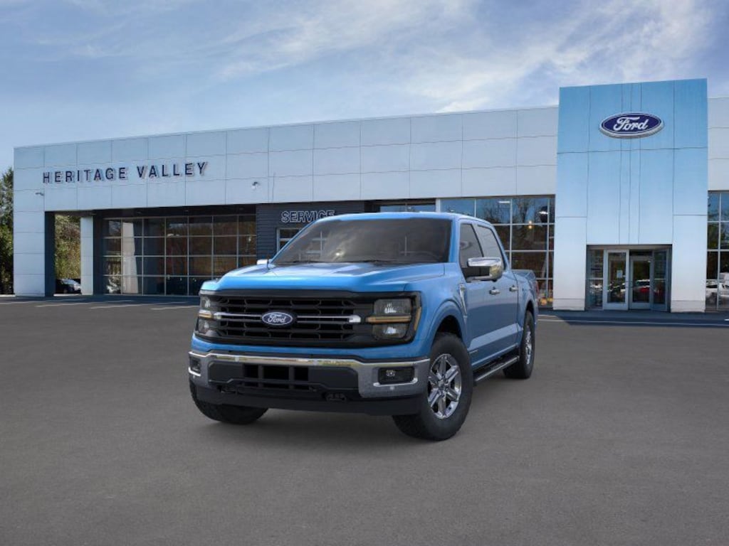 New 2025 Ford F-150 XLT Truck SuperCrew Cab