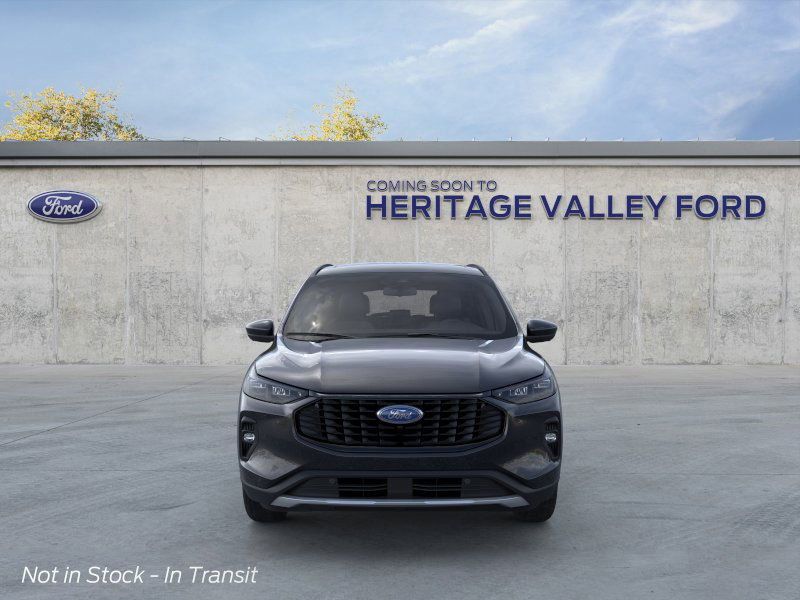 2025 Ford Escape photo 2