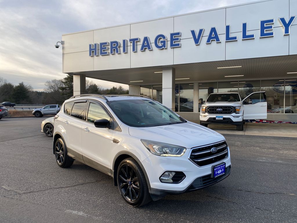 2017 Ford Escape Base's photo