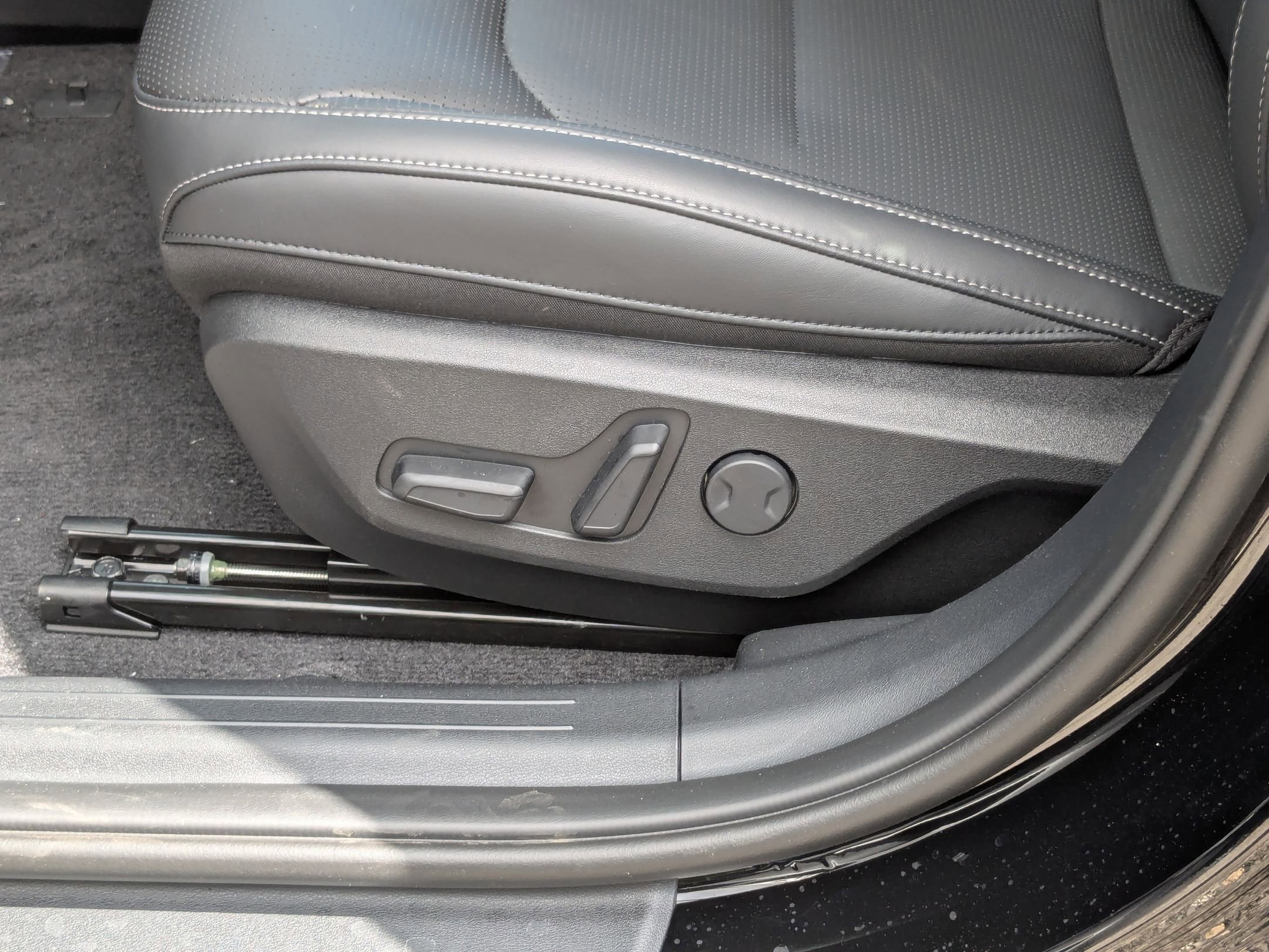 2025 Kia EV6 Wind - Photo 13