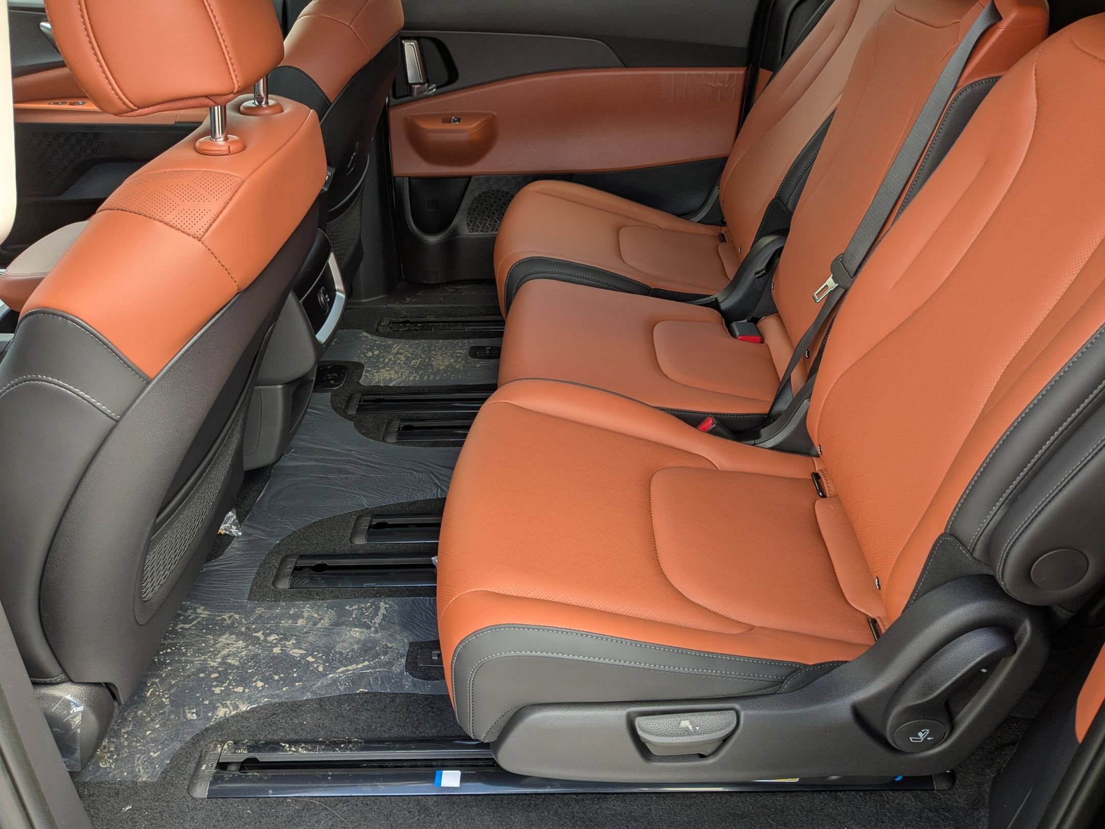 2026 Kia Carnival EX - Photo 26