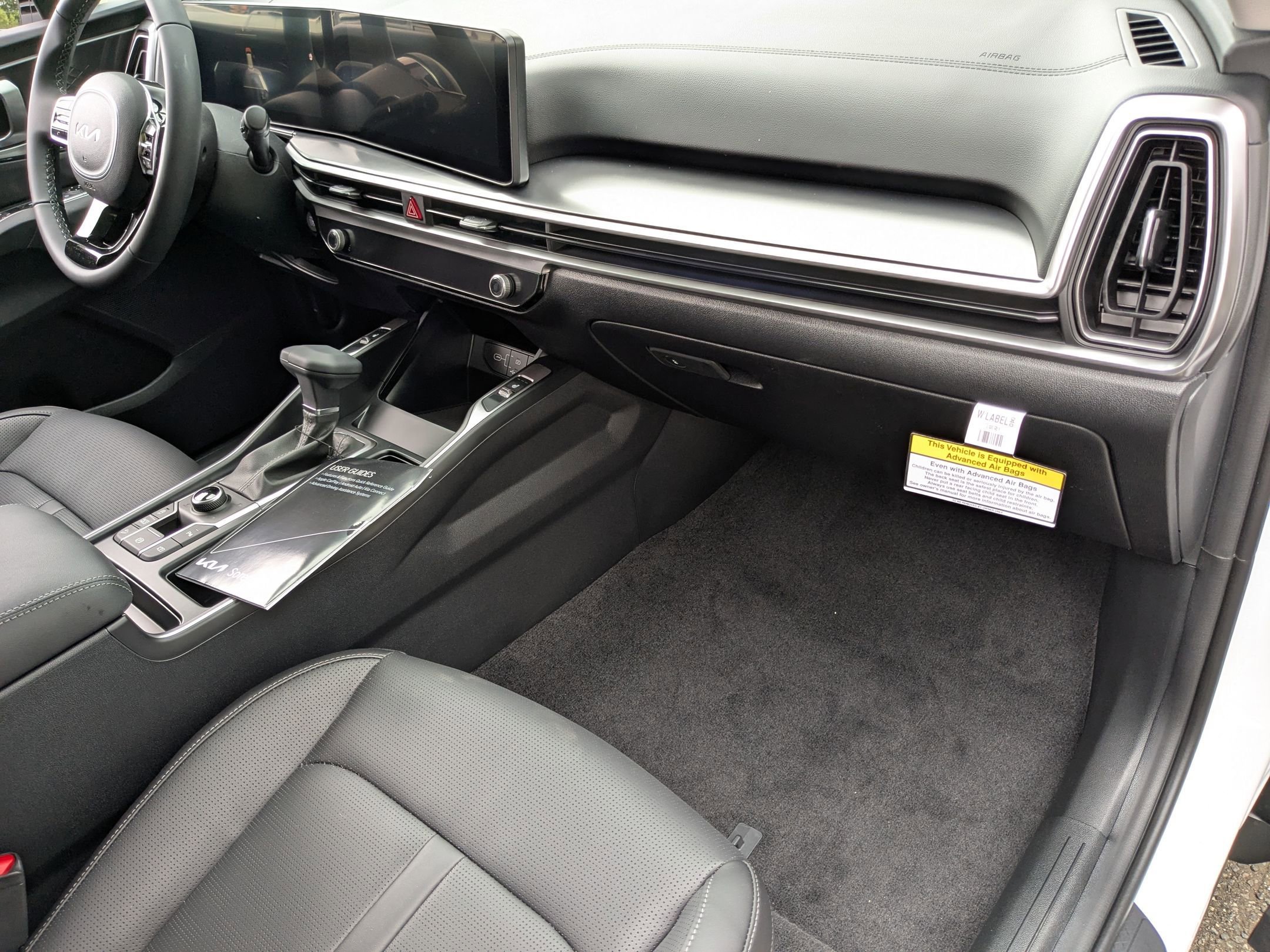 2025 Kia Sorento S - Photo 34