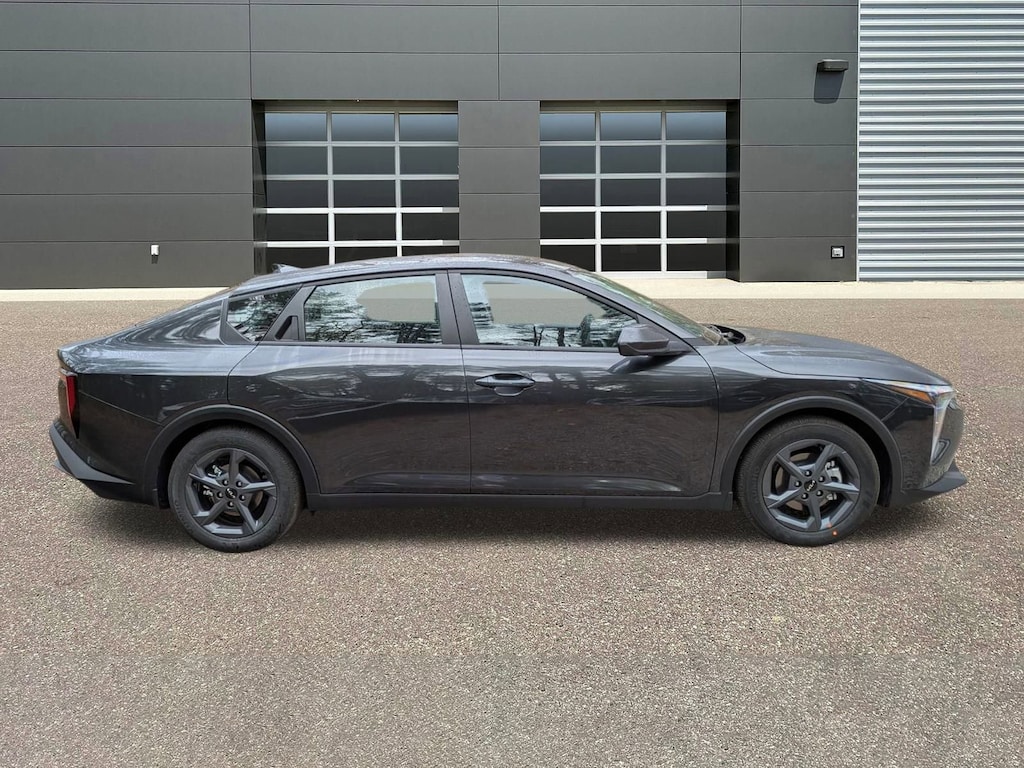 New 2025 Kia K4 LXS Sedan