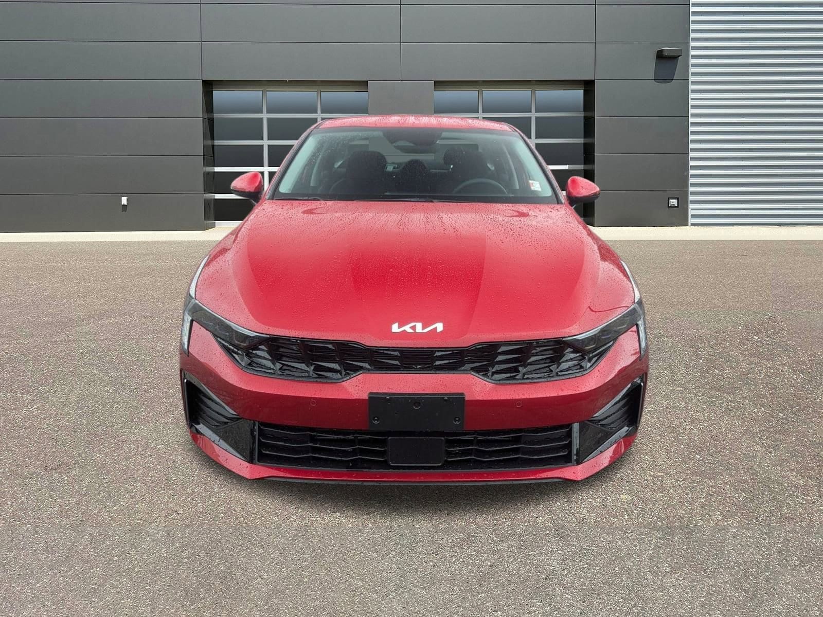 2025 Kia K5 LXS - Photo 8