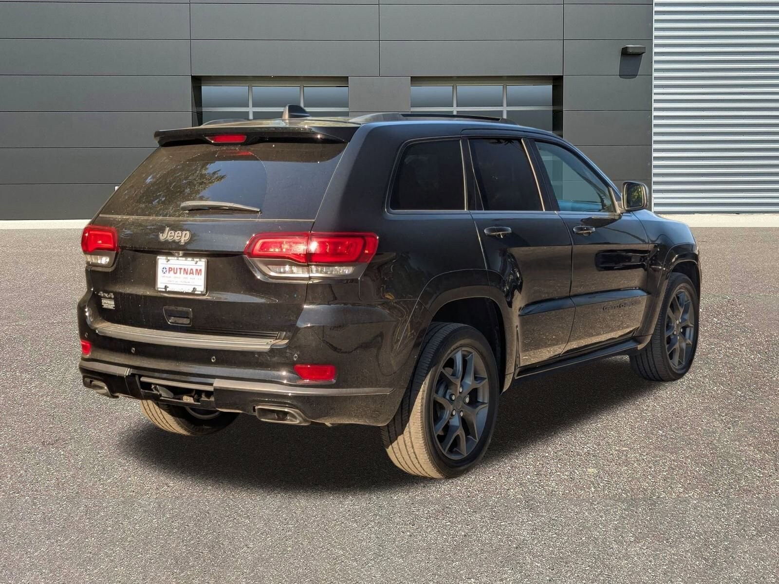 2020 Jeep Grand Cherokee Limited photo 2