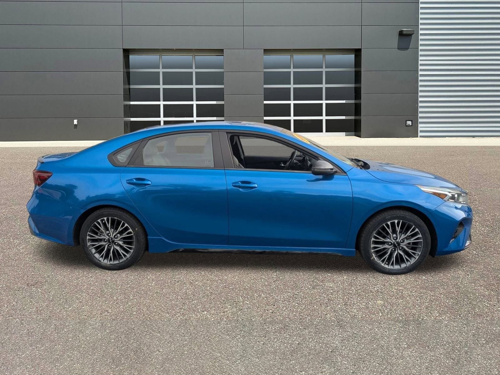 Certified 2022 Kia FORTE GT-Line with VIN 3KPF54AD2NE492291 for sale in Putnam, CT