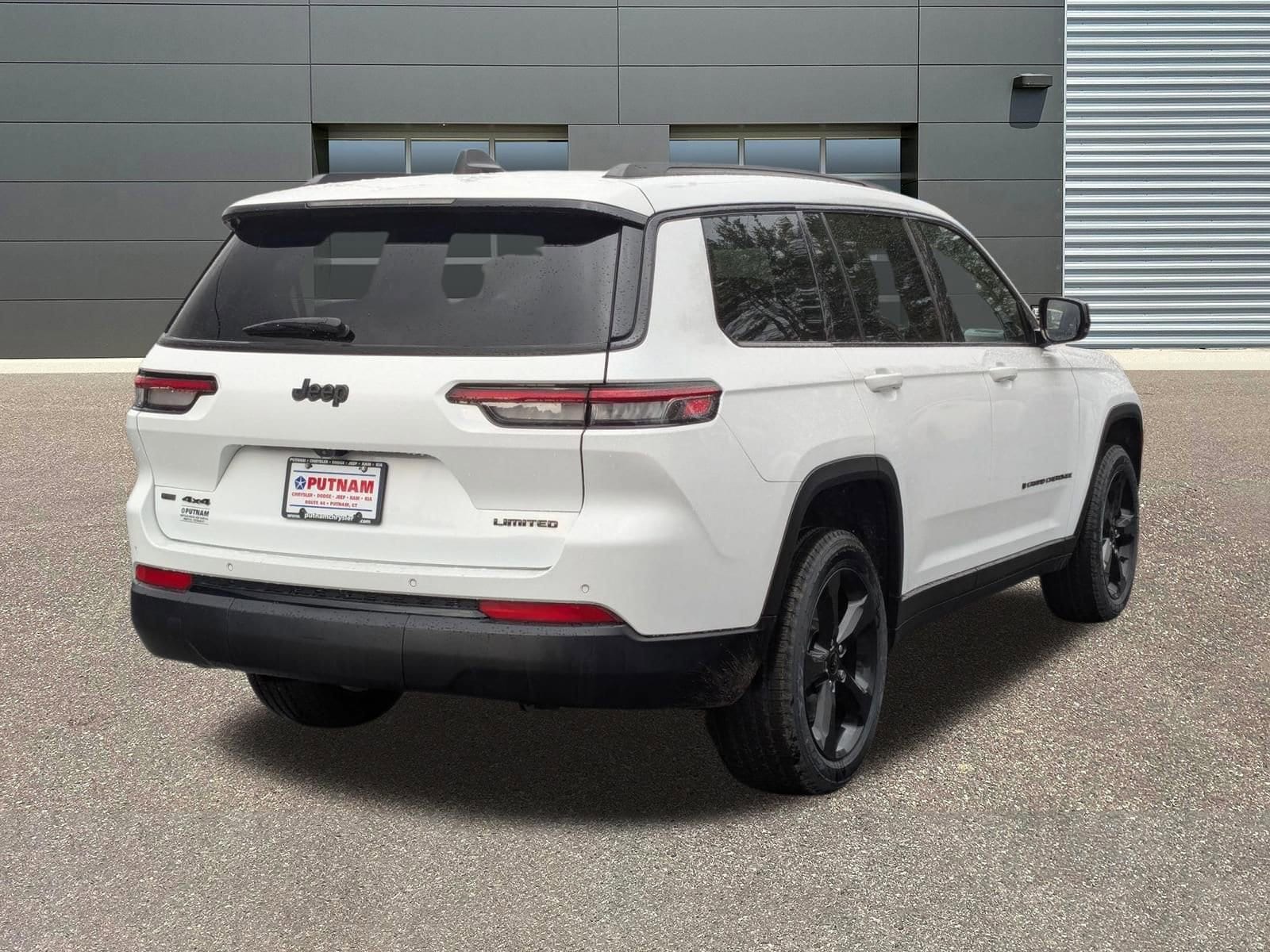 2022 Jeep New Grand Cherokee Limited photo 2