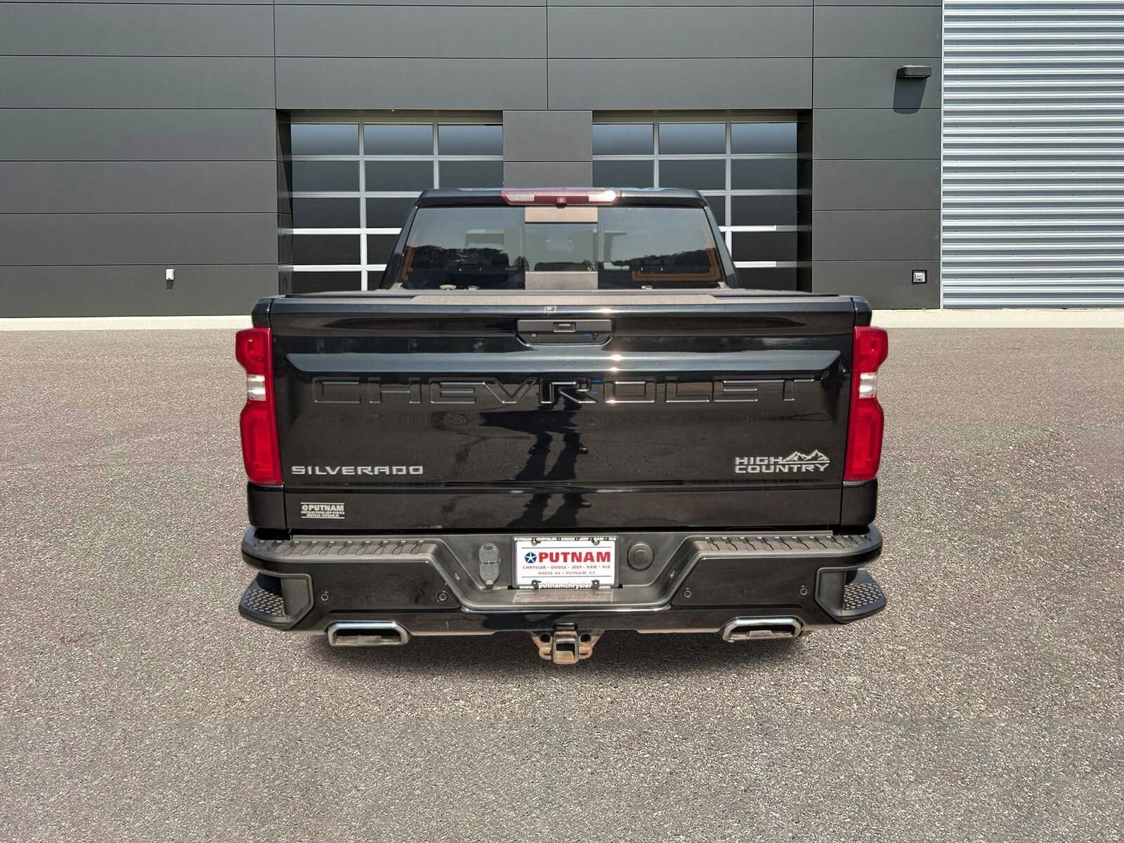2019 Chevrolet Silverado 1500 High Country photo 4