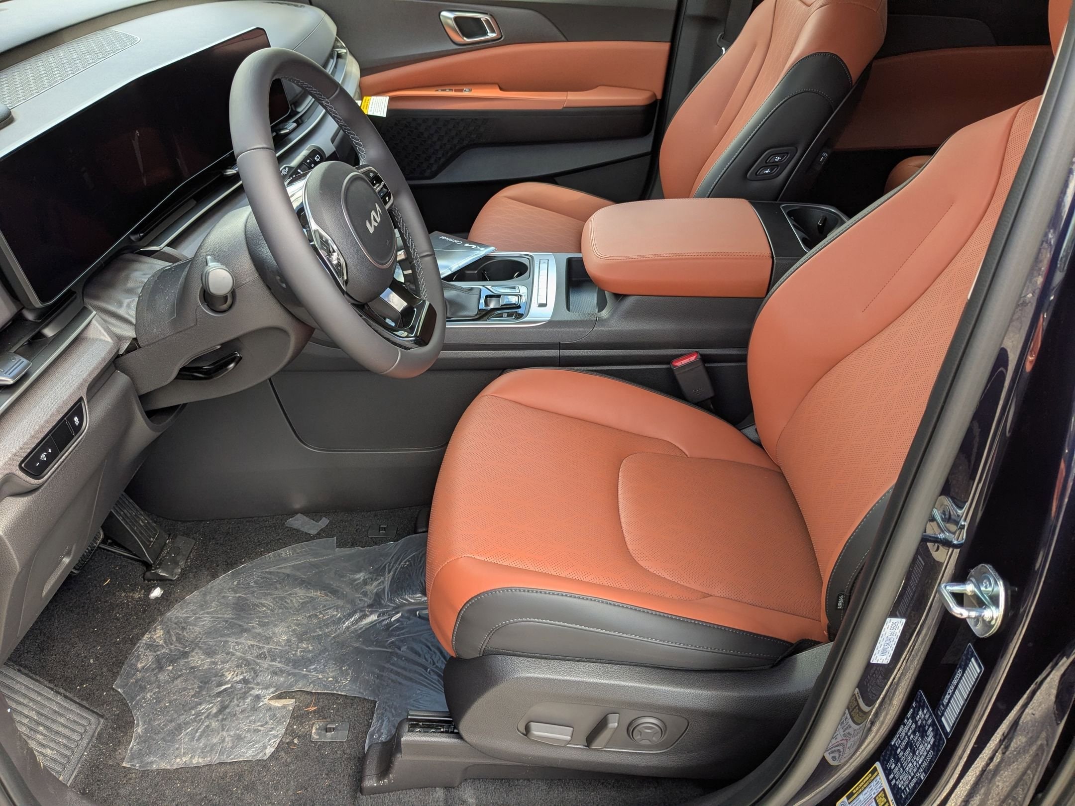2026 Kia Carnival EX - Photo 12