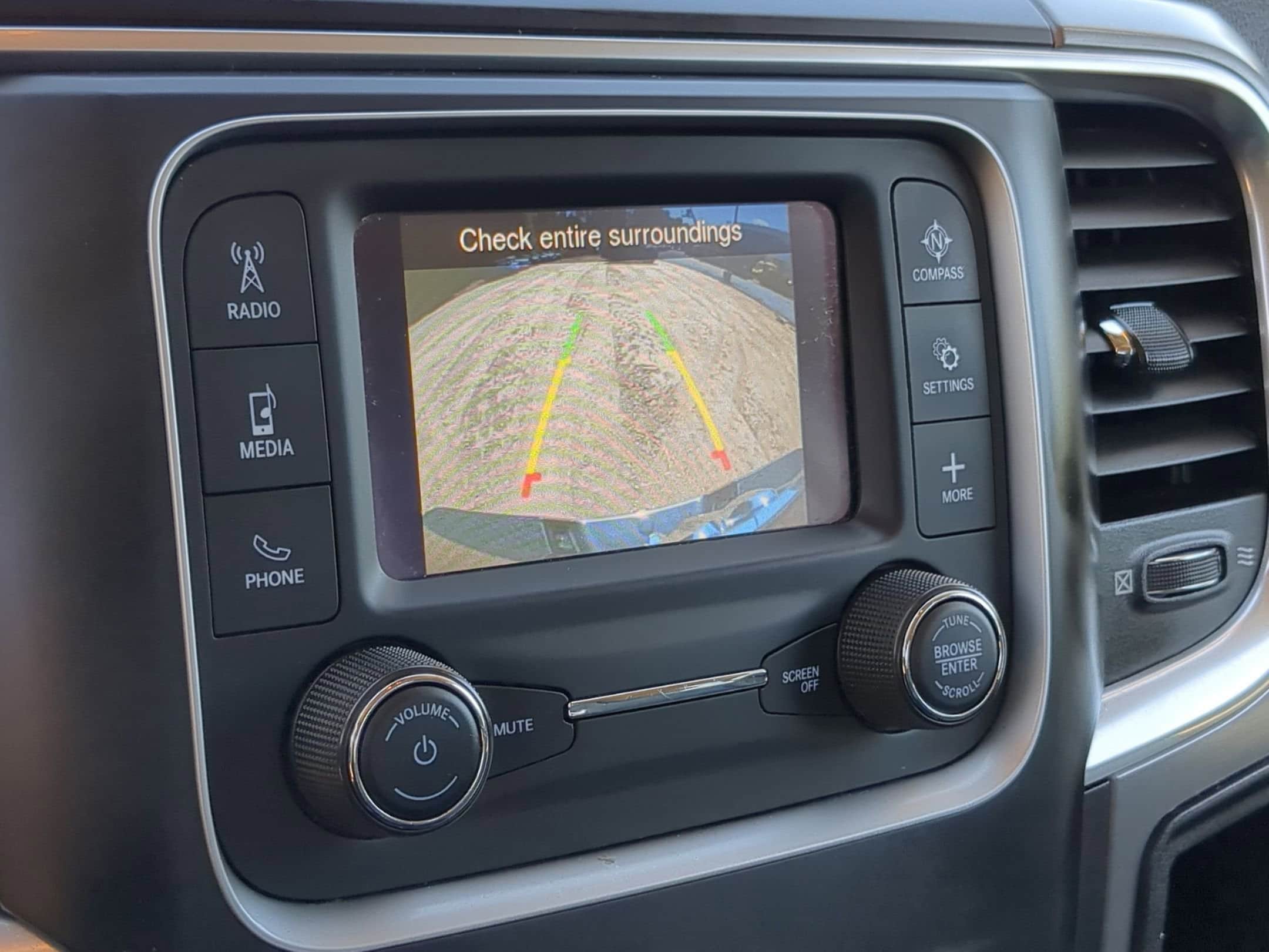 2024 RAM Ram 1500 Classic SLT - Photo 14