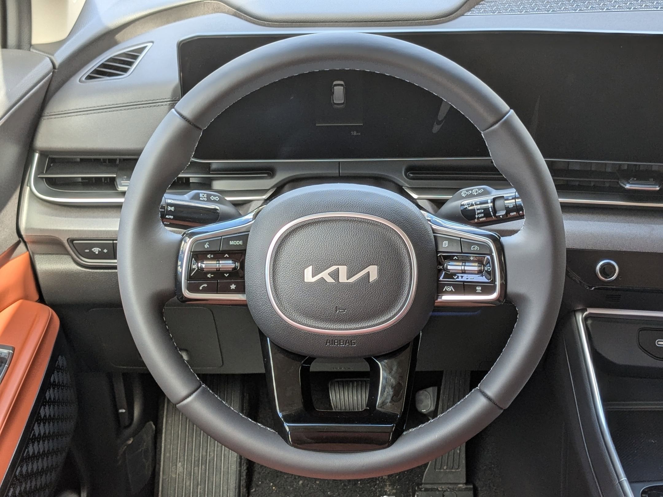 2026 Kia Carnival EX - Photo 15