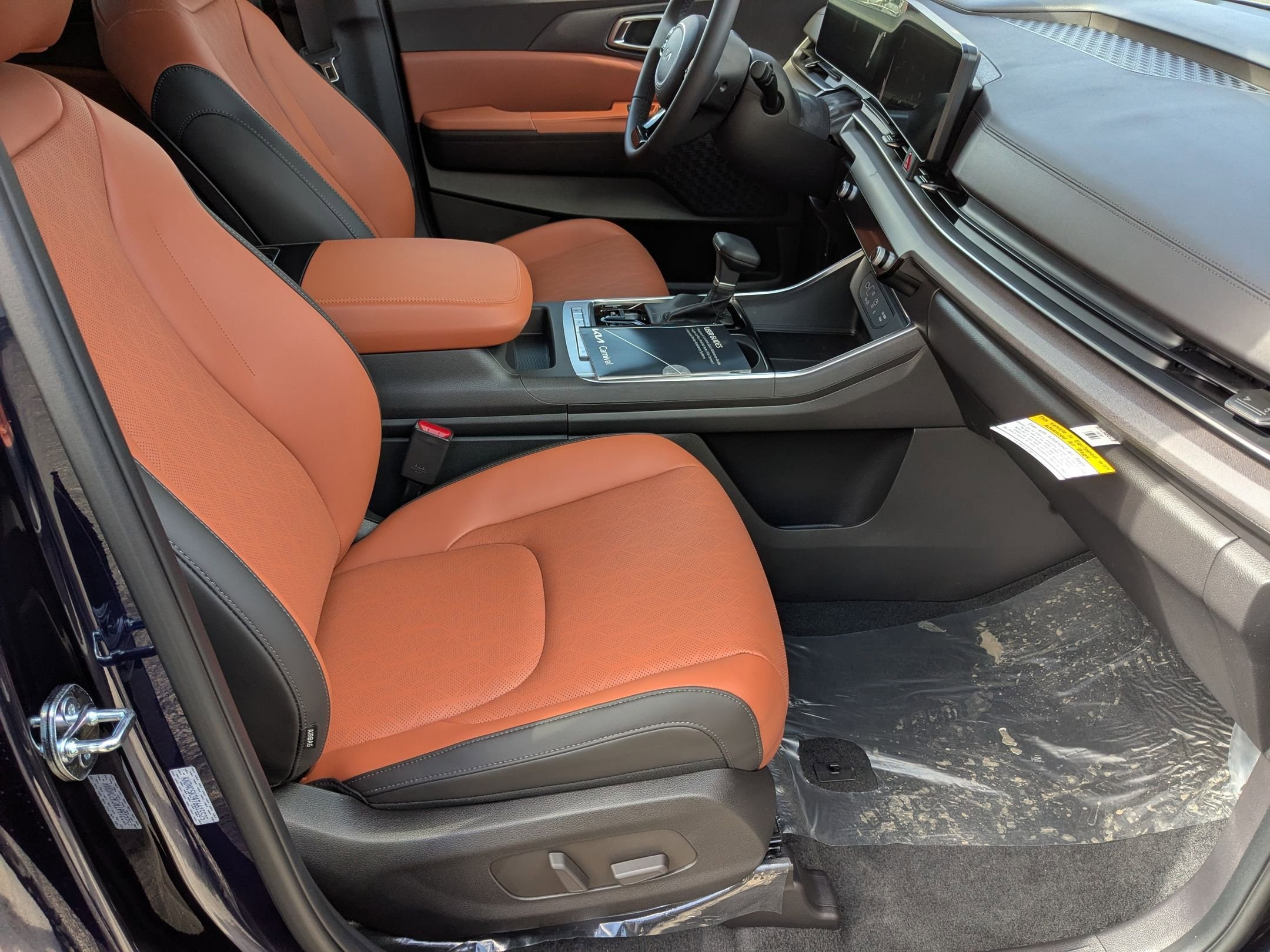 2026 Kia Carnival EX - Photo 31