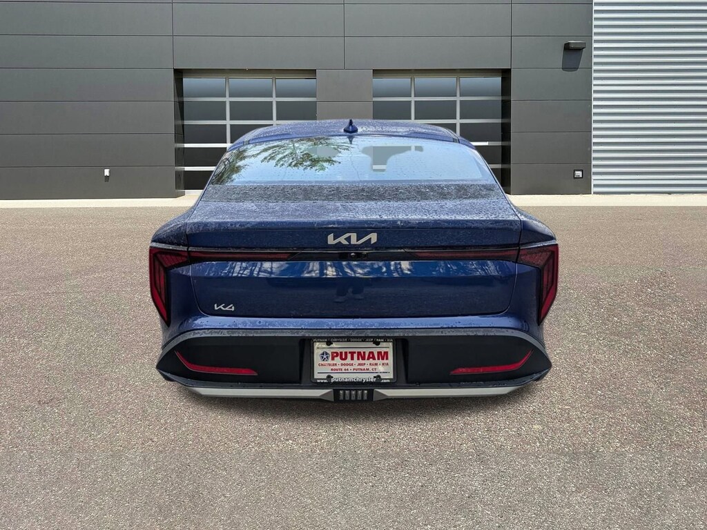 New 2025 Kia K4 LXS Sedan