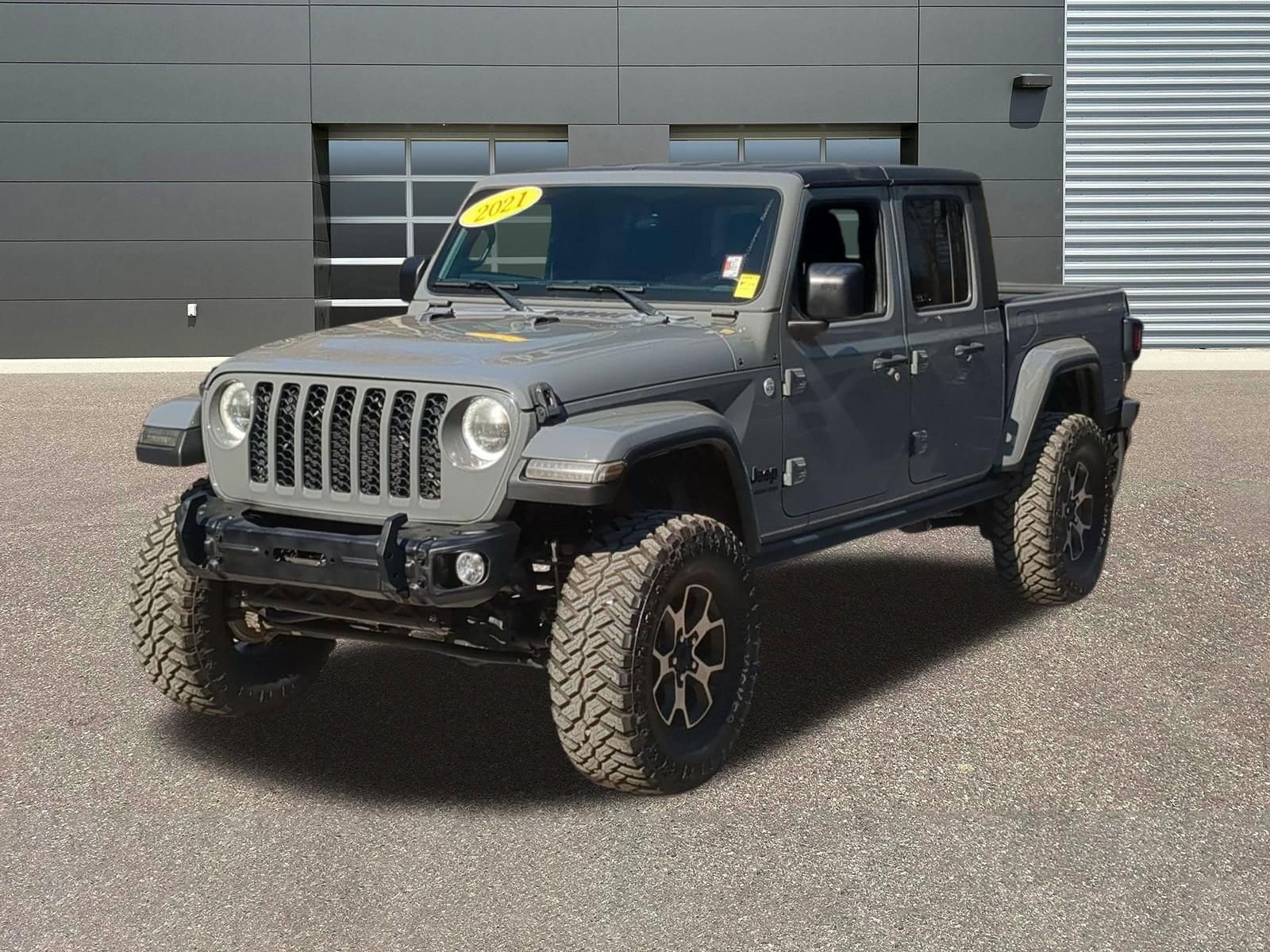 2021 Jeep Gladiator Sport photo 3