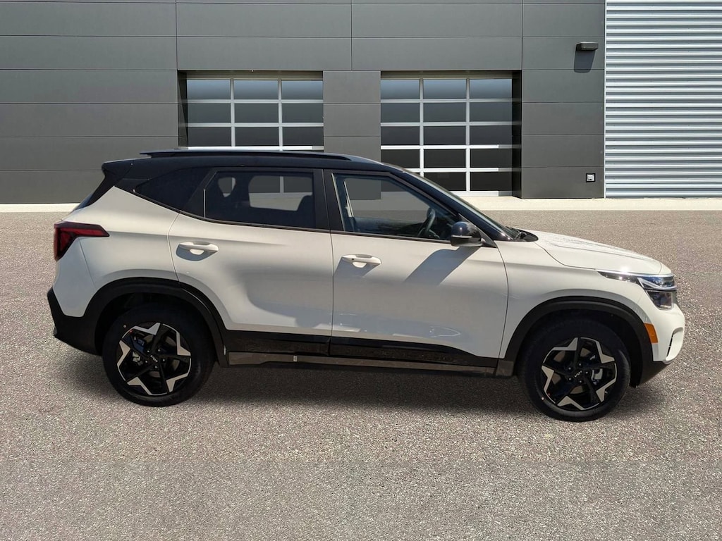 New 2026 Kia Seltos S SUV