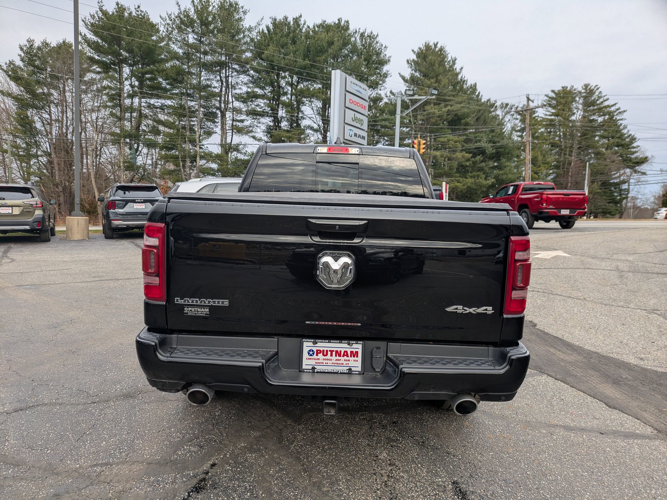 2023 Ram 1500 Laramie photo 3