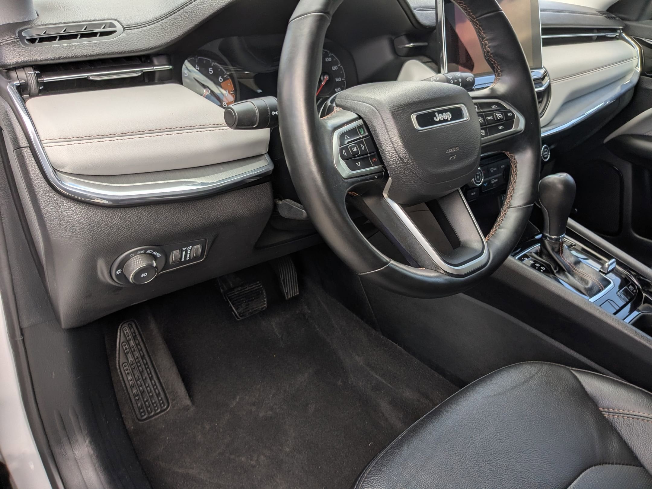 2022 Jeep Compass Limited - Photo 14